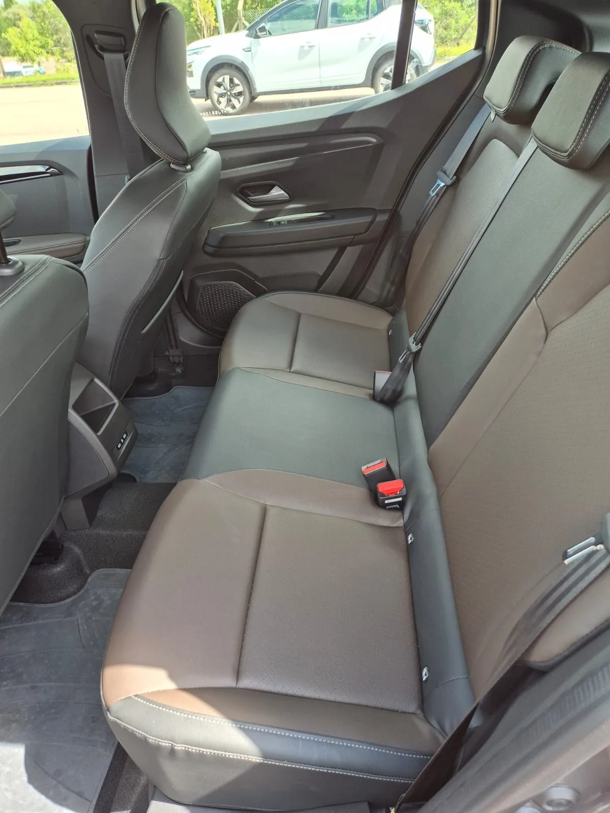 Renault Kardian Iconic 1.0 TB 12V 5p Aut. — foto 7