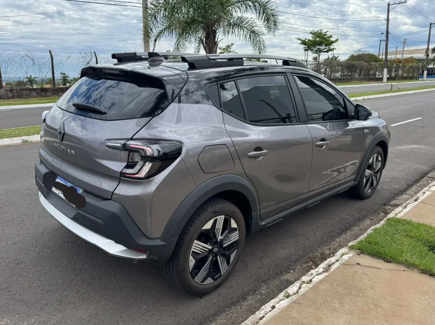 Renault Kardian Iconic 1.0 TB 12V 5p Aut. — foto 3