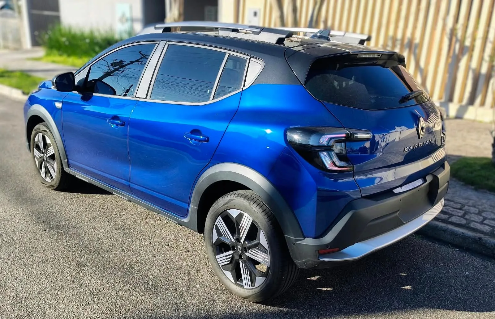 Renault Kardian Iconic 1.0 TB 12V 5p Aut. — foto 2