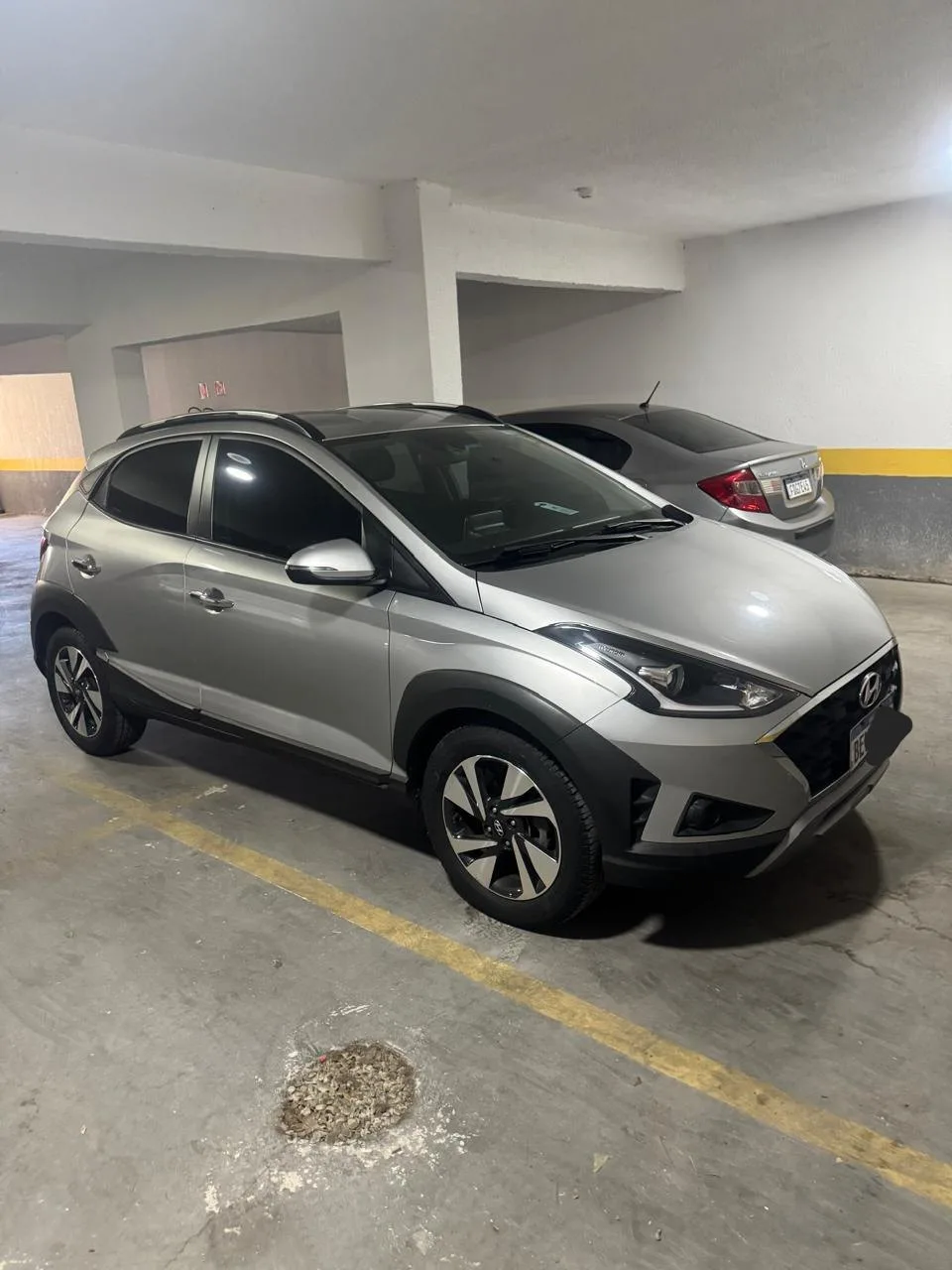 Hyundai HB20X Diamond 1.6 Flex 16V Aut. — foto 3