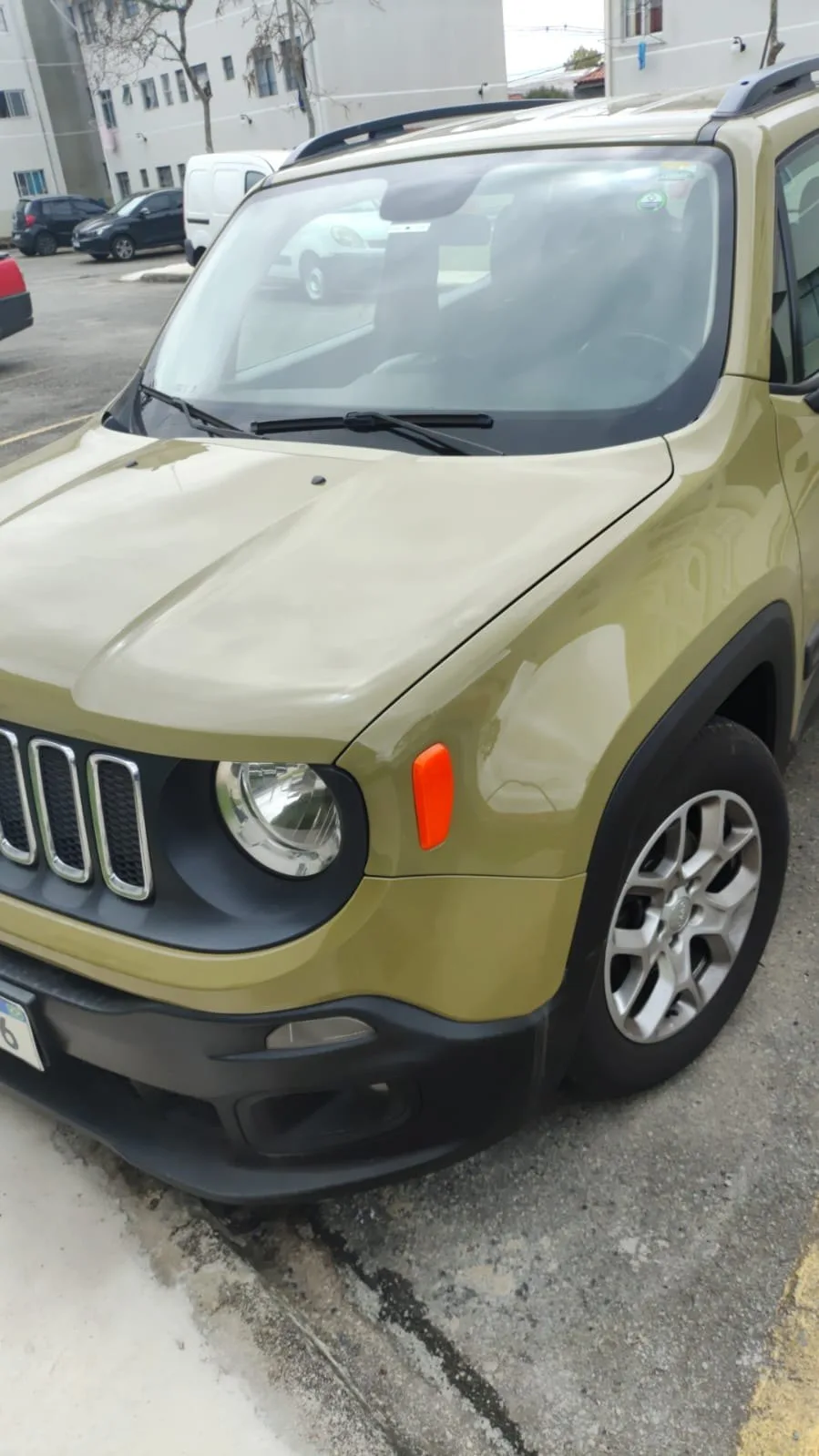 Jeep Renegade Longitude 1.8 4x2 Flex 16V Aut. — foto 1