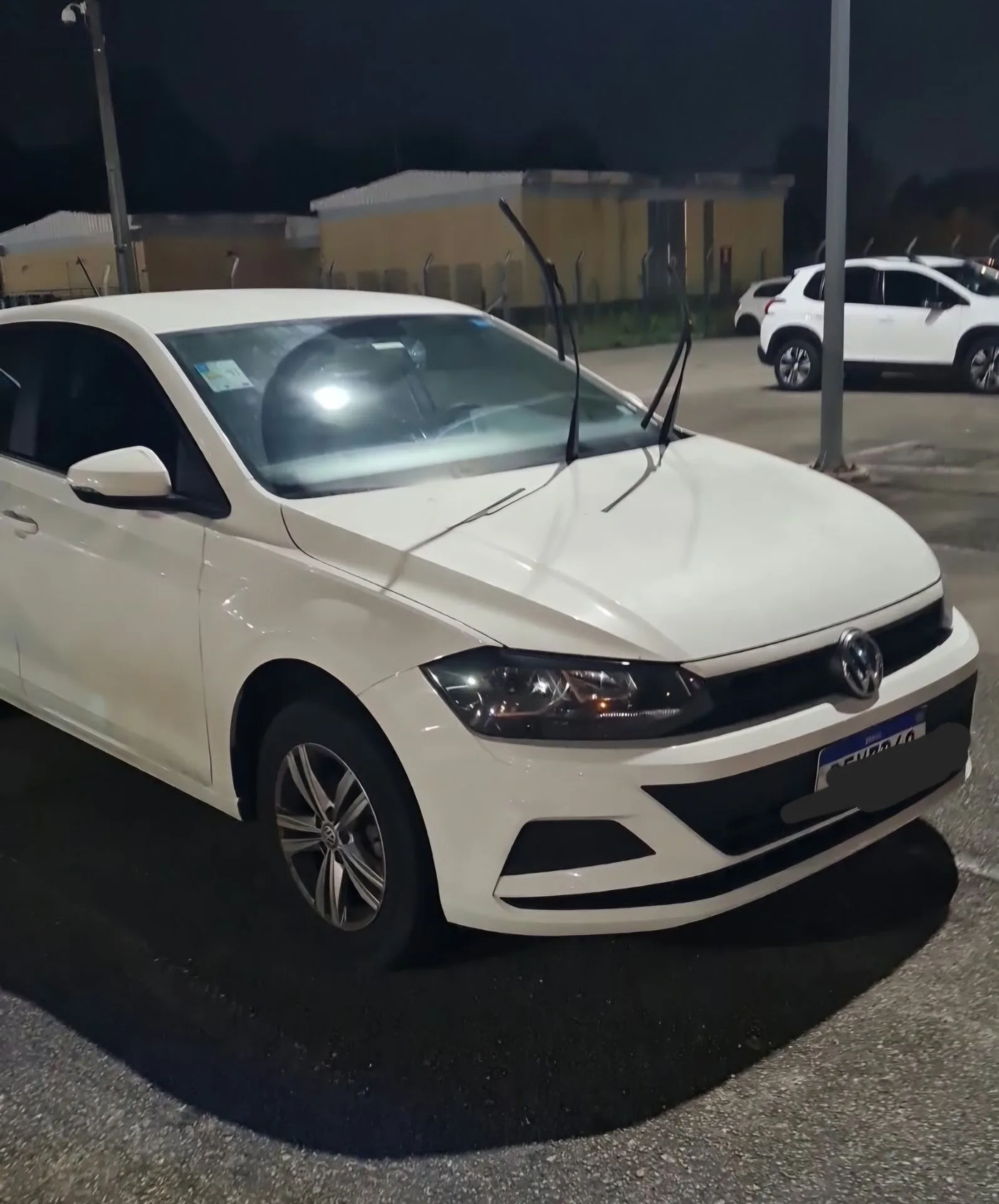 VW - VolksWagen Polo 1.0 Flex 12V 5p — foto 2