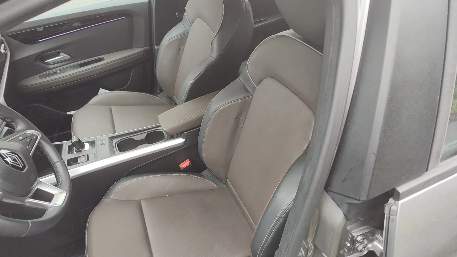 Renault Kardian Prem. Ed Flex 1.0 TB 12V 5p Aut. 2025 Flex — foto 4