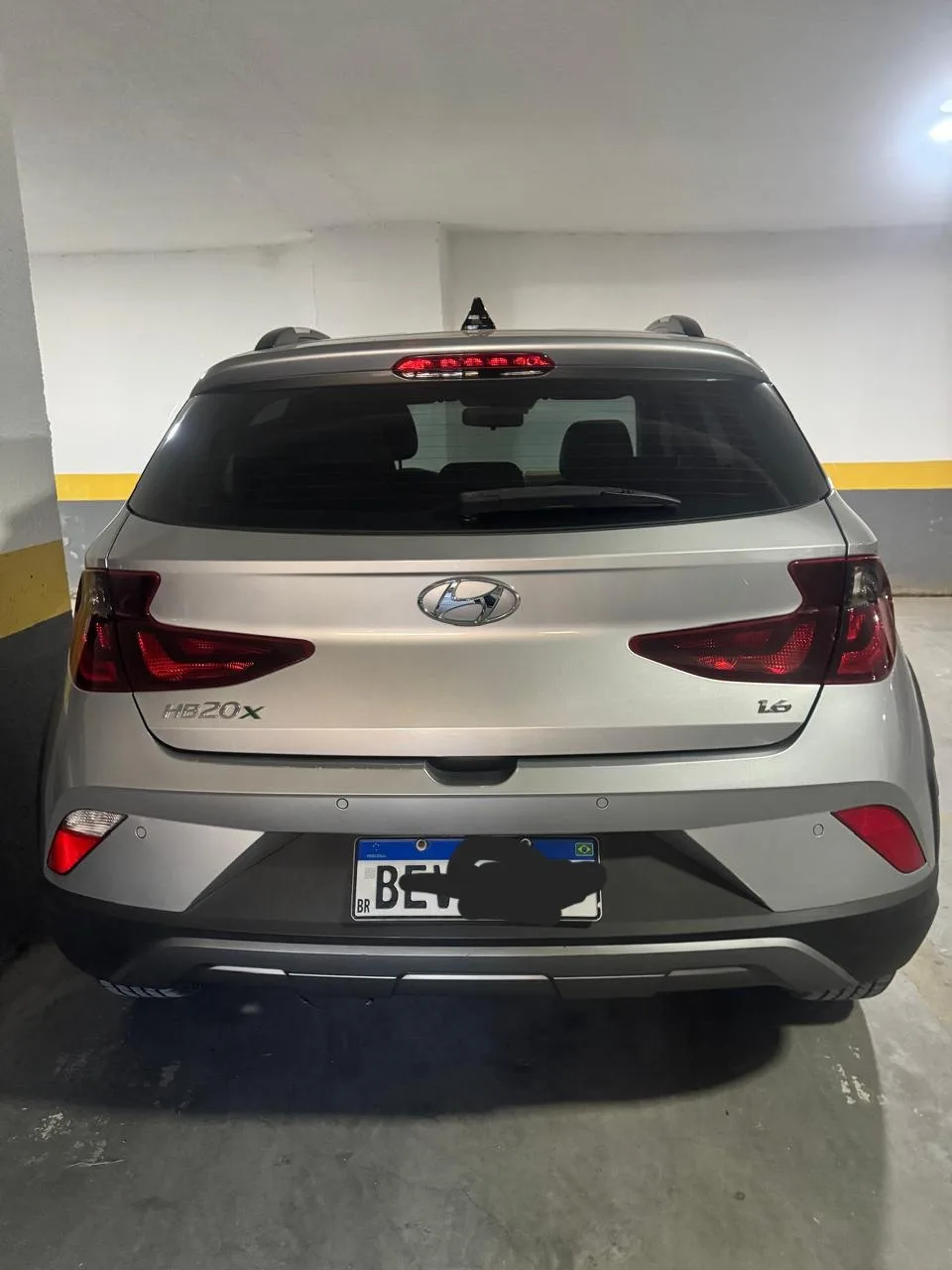 Hyundai HB20X Diamond 1.6 Flex 16V Aut. — foto 5
