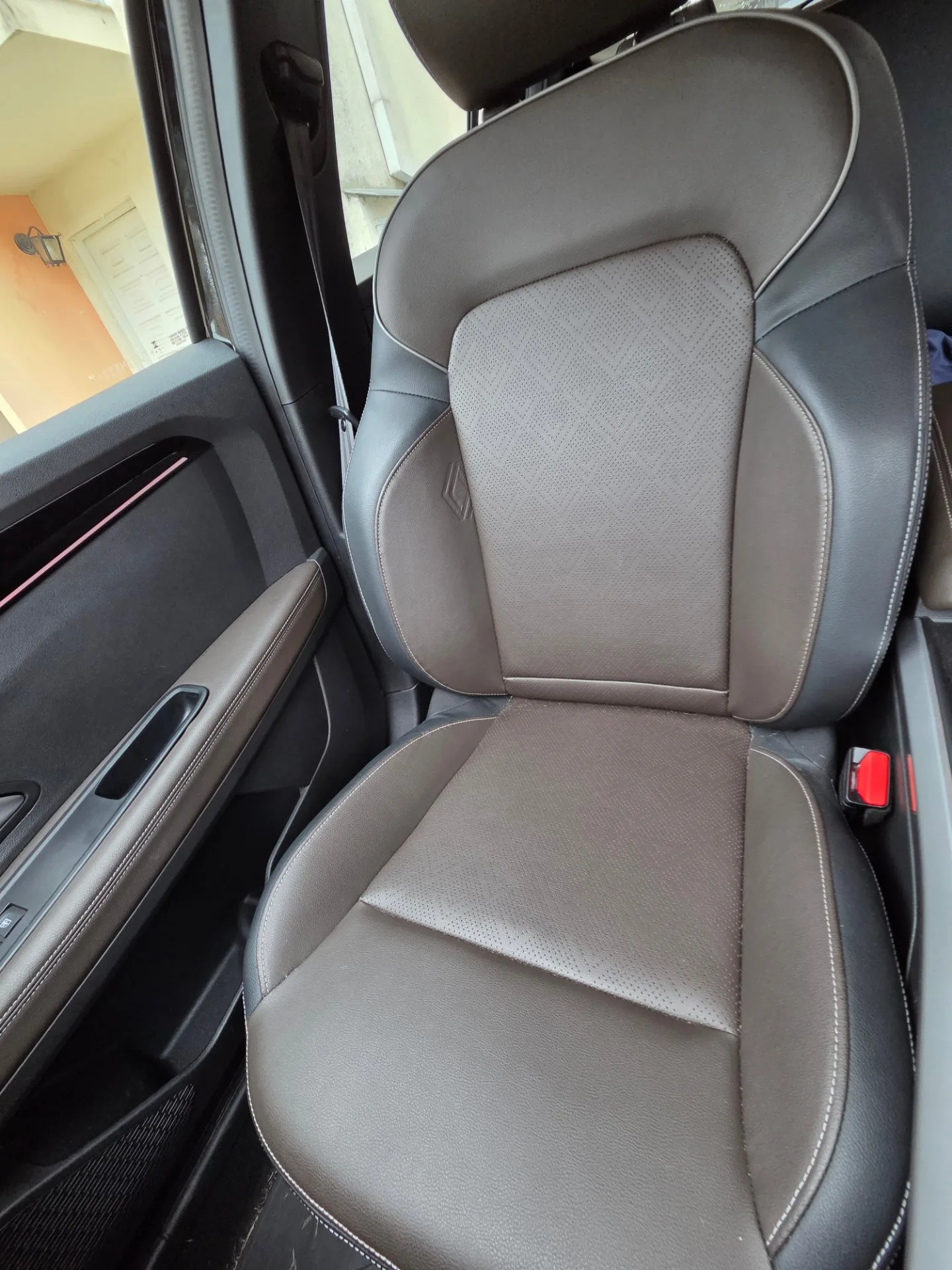 Renault Kardian Iconic 1.0 TB 12V 5p Aut. — foto 8
