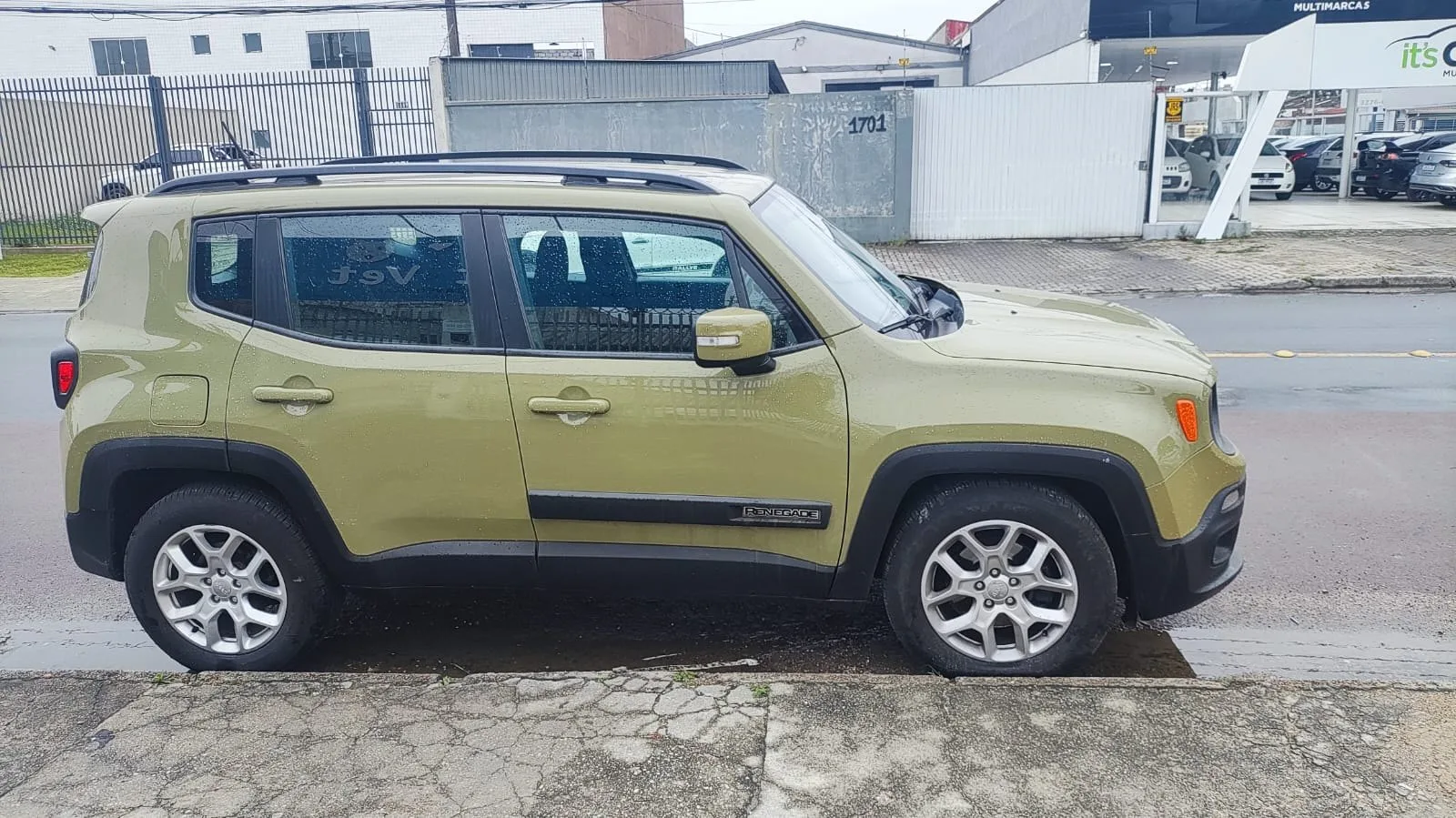 Jeep Renegade Longitude 1.8 4x2 Flex 16V Aut. — foto 5
