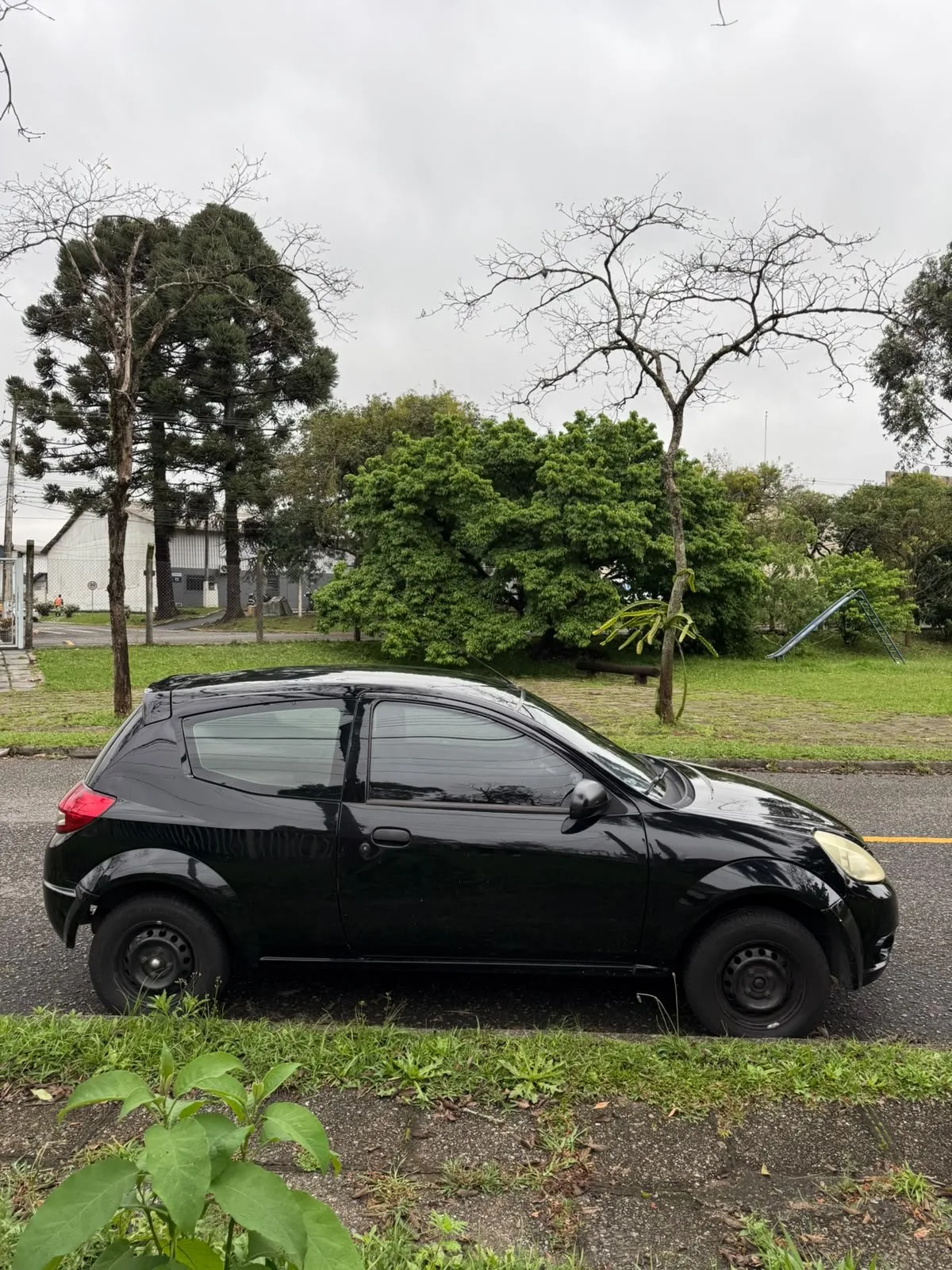 Ford Ka 1.0 8V/1.0 8V ST Flex 3p 2010 Flex — foto 3