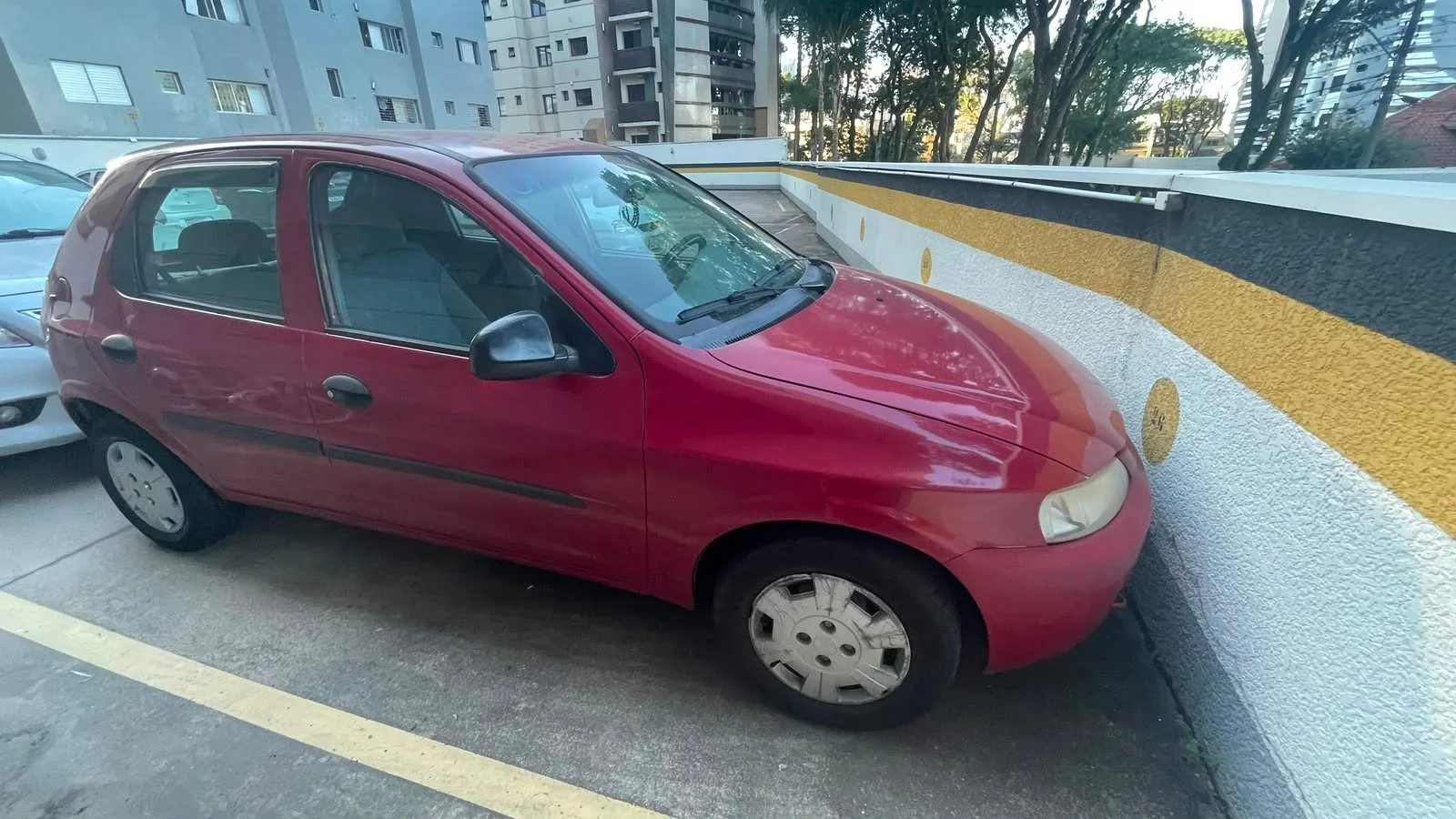 GM - Chevrolet Celta Spirit 1.4 MPFI 8V 85cv 5p