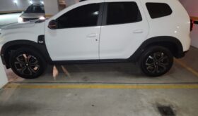 Renault Duster Iconic Plus 1.3 Turbo 2025 com 5.000 km à venda