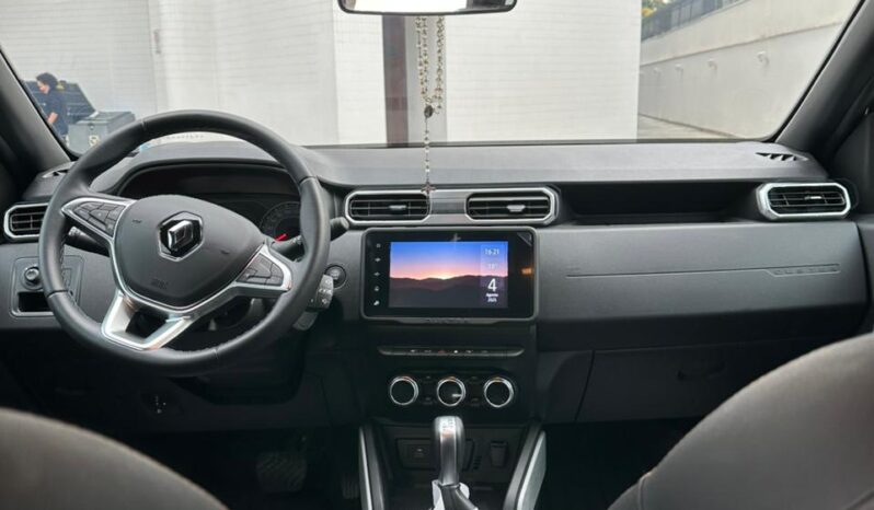 Renault Duster 1.3T Iconic 2026 com 3.400 km à venda completo